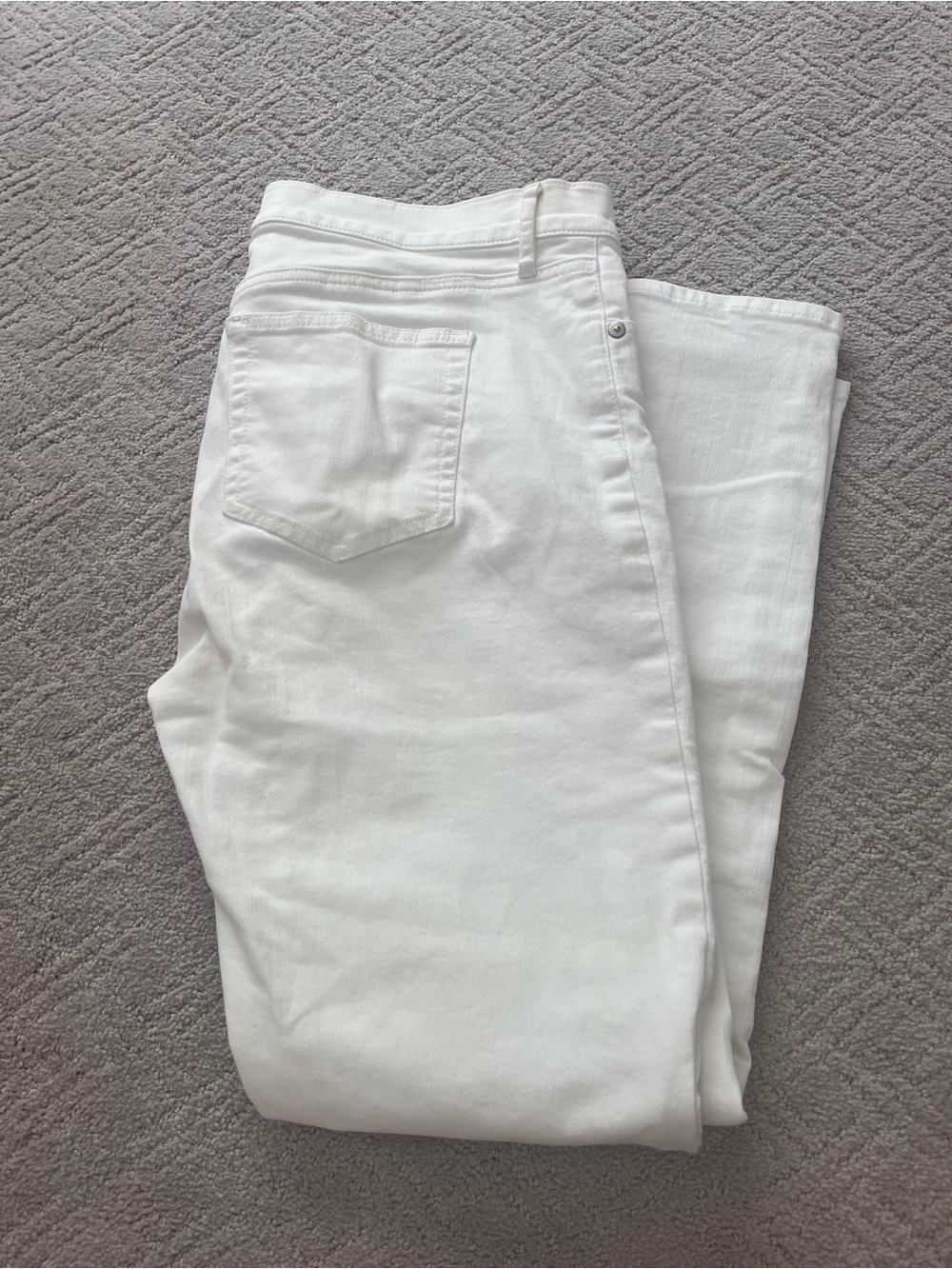 LOFT White Skinny Jeans - Clean Classic Style